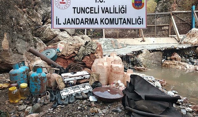 Tunceli&#039;de mağara içinde malzeme ele geçirildi