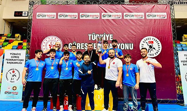 Üzümlü Belediyespor güreş takımı 1. lige yükseldi