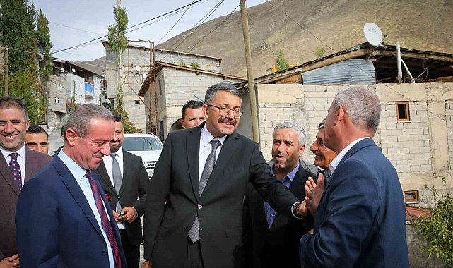 Vali Ali Çelik 3 ayrı mahallede incelemelerde bulundu