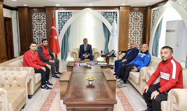 Vali Ali Çelik: " Gençlerimizi spora yönlendirmeli ve onlara bir umut aşılamalıyız"