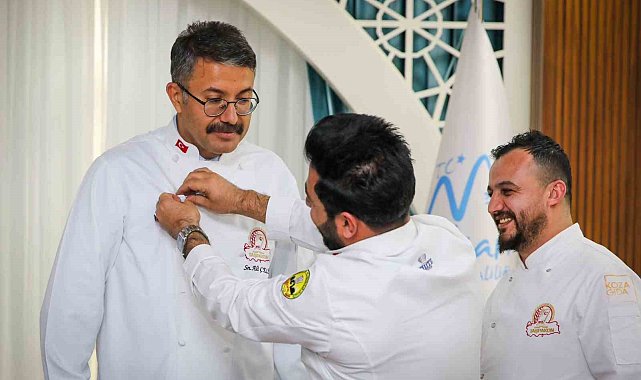 Vali Çelik&#039;e &quot;Şef önlüğü takdim ettiler&quot;