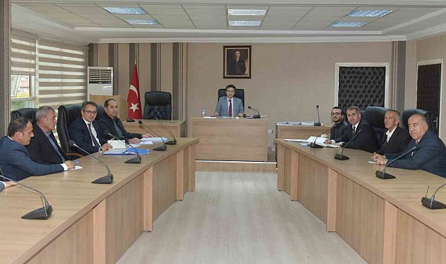 Vali Yardımcısı Karadağ, muhtarların taleplerini dinledi