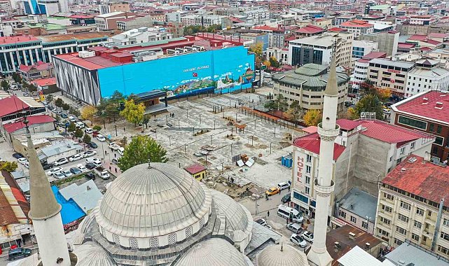 Van Kent Meydanı açılış için gün sayıyor