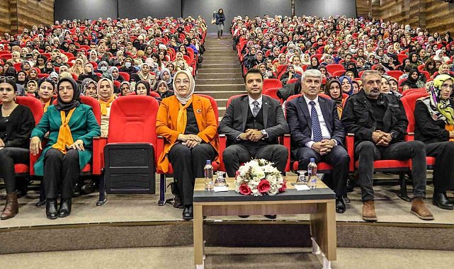 Van'da 'Kadına Yönelik Şiddetle Mücadele Semineri' düzenlendi