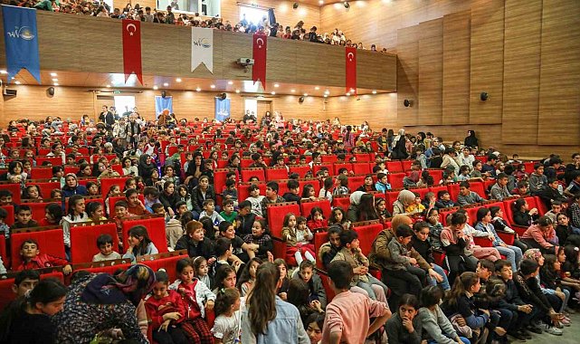 Van'da öğrencilere yönelik tiyatro etkinlikleri yoğun ilgiyle başladı