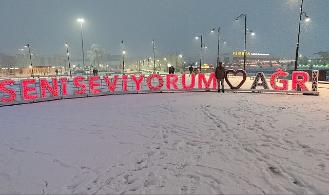 Ağrı'da kuvvetli lodos bekleniyor