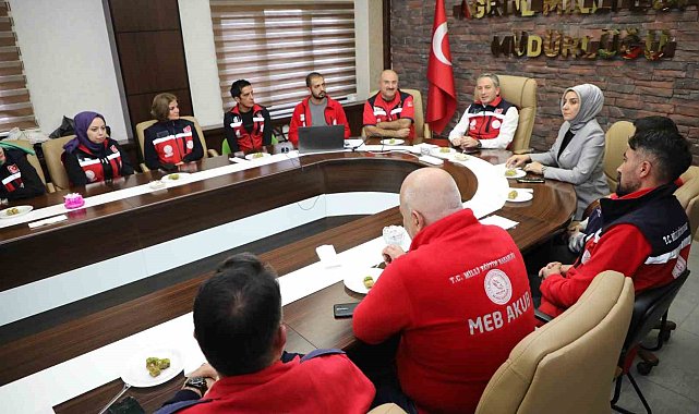 Ağrı'da MEB AKUB ekip üyelerine afet farkındalık eğitimi