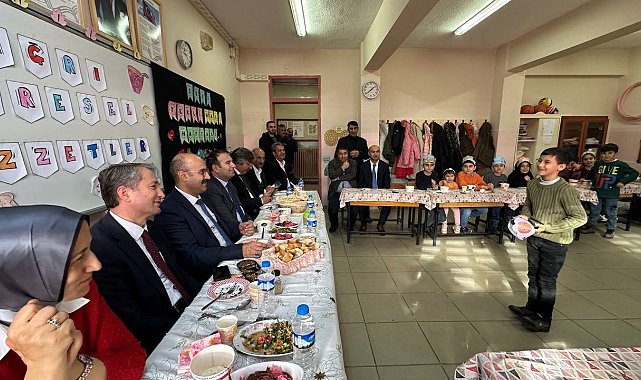 Ağrı'da "Tutum, Yatırım ve Türk Malları Haftası" kutlamaları