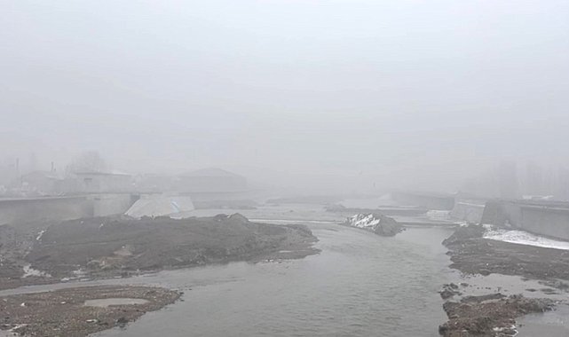 Ağrı'da sis ve don meydana geldi