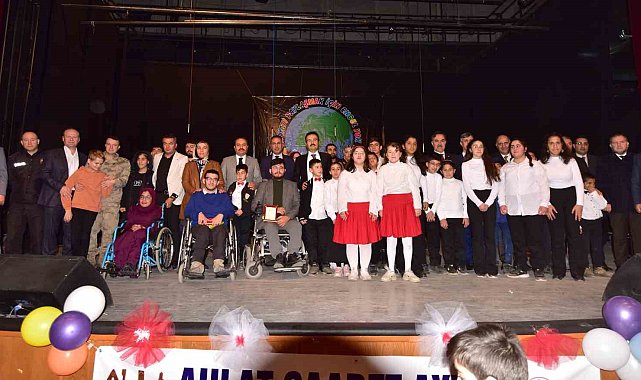 Ahlat&#039;ta &#039;3 Aralık Dünya Engelliler Günü&#039; kutlandı