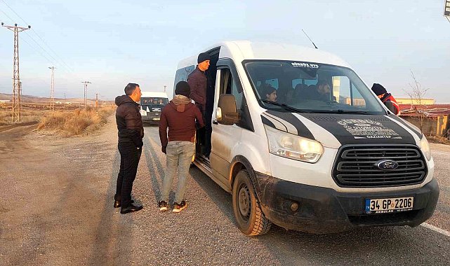 Ahlat'ta öğrenci servisleri denetlendi