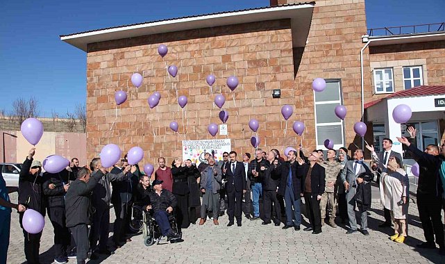 Ahlat'ta "3 Aralık Dünya Engelliler Günü" programı