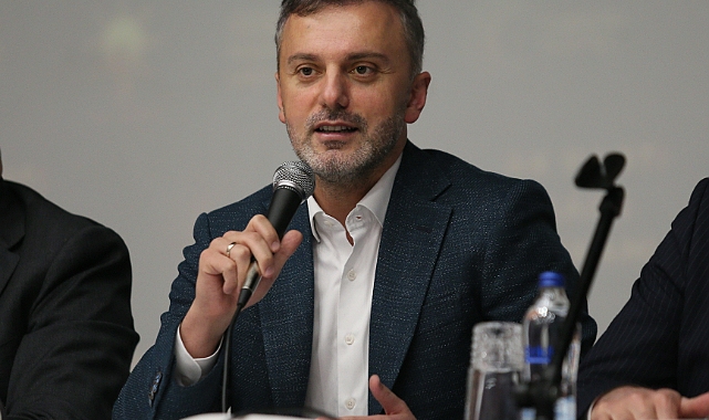 AK Parti Genel Başkan Yardımcısı Erkan Kandemir, Kars'ta partililerle bir araya geldi