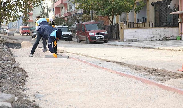 Battalgazi'de depremin izleri siliniyor