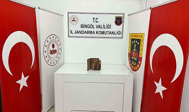 Bingöl'de tarihi eser kitap ele geçirildi