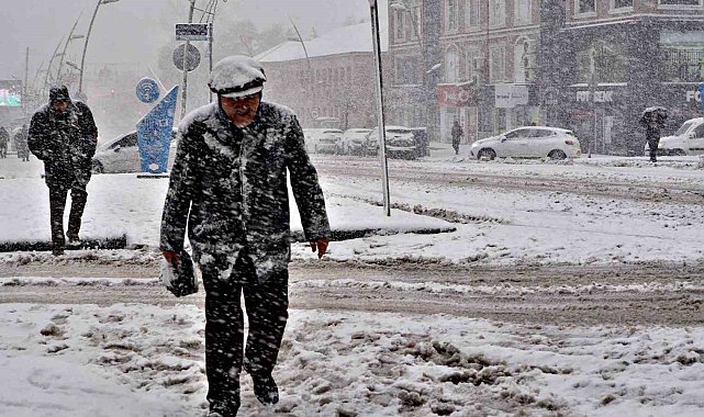 Doğu'da kar varlığı hızla azalıyor