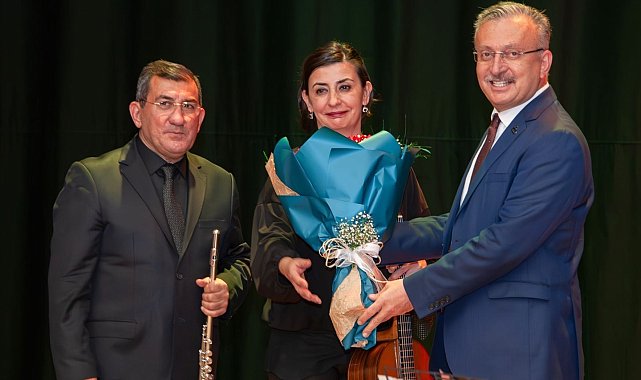 EBYÜ'de "Flüt-Gitar" konseri yapıldı