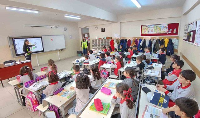 Elazığ'da öğrencilere trafik eğitimi verildi