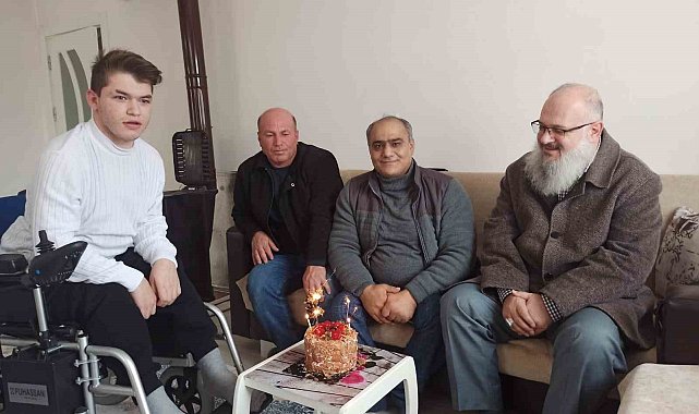 Engelli Kadir'in akülü araç isteği hayırseverler tarafından gerçekleştirildi