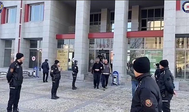 Erzurum&#039;da aranan şahıslara yönelik eş zamanlı operasyon