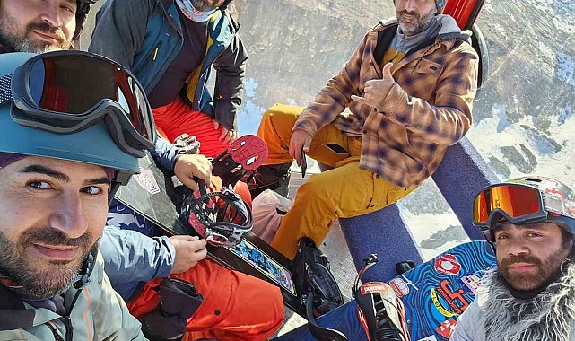 Göl manzaralı Ergan Dağı'nda kayak keyfi