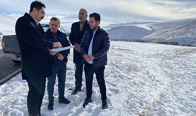 Hamur Kaymakamı Yıldırım, sulama tesisi projesini inceledi