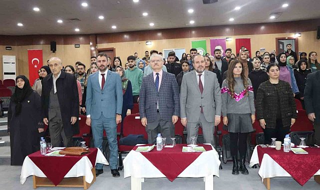 Iğdır Üniversitesinde "Filistin'e Bir Bakış" isimli panel düzenlendi