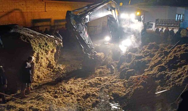 Iğdır'da 200 küçükbaş hayvan yanmaktan son anda kurtarıldı