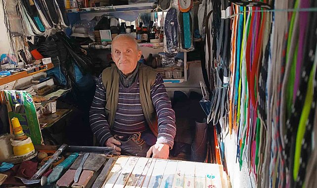 İki metrekarelik dükkanda geçen yarım asır