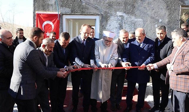Karayazı Çıkılgan Mahallesi Cami dualarla açıldı