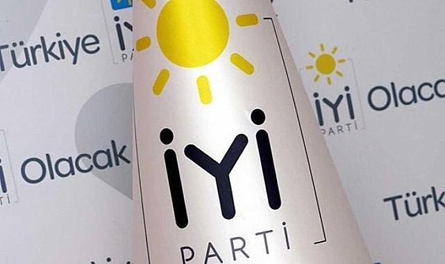 Kars İYİ Parti yönetim kurulu üyeleri istifa etti