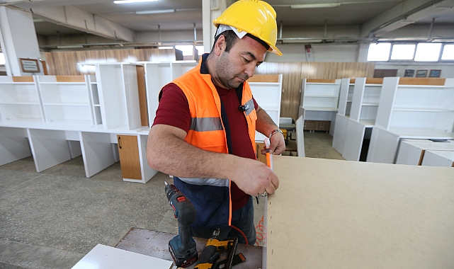 Kars'ta ihtiyaç sahibi çocukların odası "kütüphane gibi" düzenlenecek