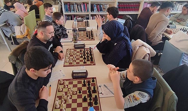 Kars'ta satranç turnuvası heyecanı yaşandı