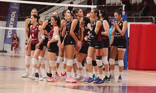 KFC Kadınlar Voleybol 1. Lig: Bordospor: 0 - İba Kimya Ted Ankara Kolejliler: 3