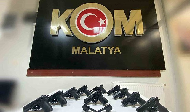Malatya'da çok sayıda kaçak silah ele geçirildi