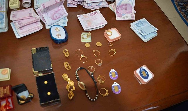 Muşlu kadınlar Gazze'ye destek için ziynet eşyalarını bağışladı