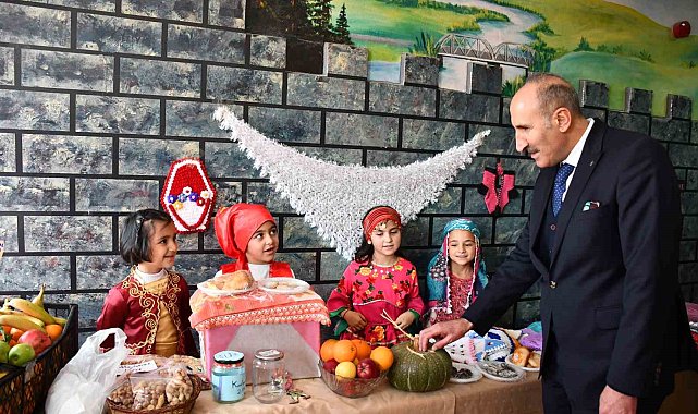 Öğrencilerden yerli malı kutlaması