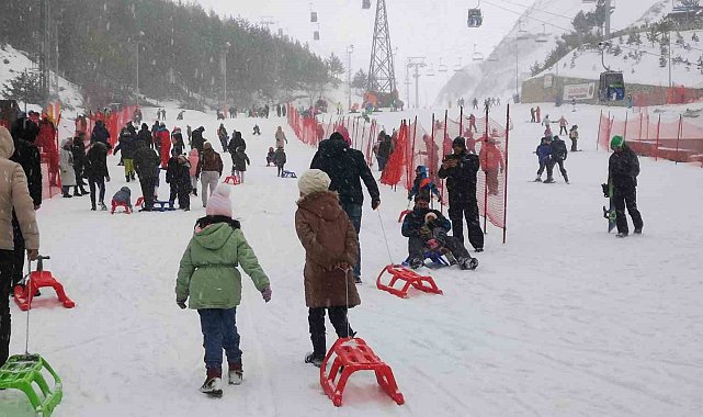 Palandöken'de kayak coşkusu