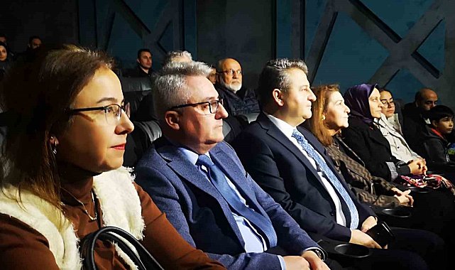 Şehit ailelerini ve gazileri duygulandıran sinema filmi