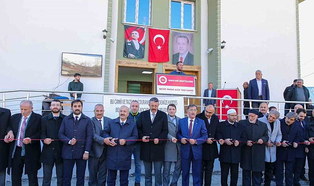 Şehit İmam Aziz Tan Camisi ibadete açıldı