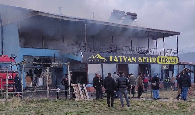 Tatvan'da korkutan iş yeri yangını
