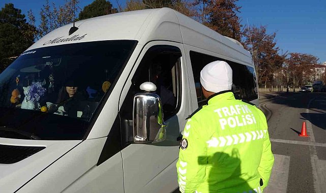Tatvan'da zorunlu kış lastiği denetimi yapıldı