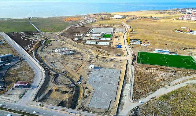 Tuşba'ya değer katacak dev eserin yapımı hızla devam ediyor