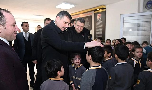 Vali Çiftçi'den Polis Amca'ya ziyaret