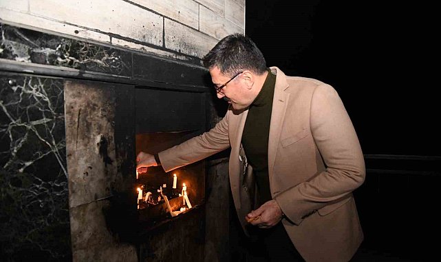 Vali Tekbıyıkoğlu Cemevinde düzenlenen ceme katıldı