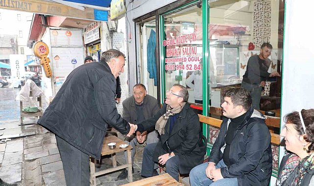 Vali Ziya Polat, vatandaşlarla közde çay içti