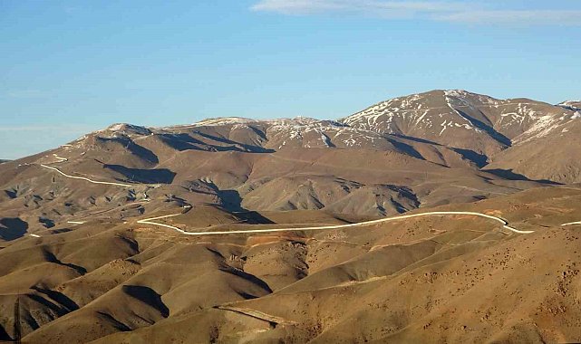 Van-İran sınırında inşa edilen duvarın Saray etabı tamamlandı