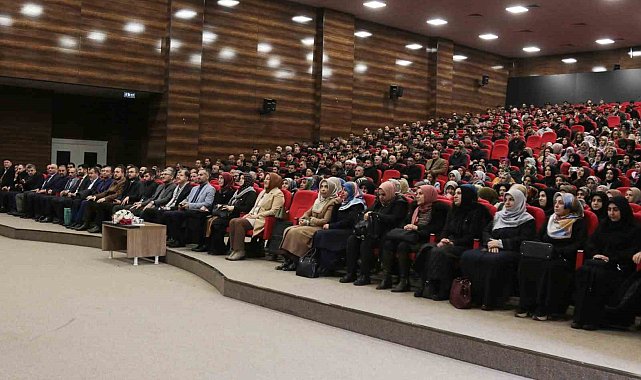 Van'da 'Gazze İle Aile Bağımız' konulu program düzenlendi