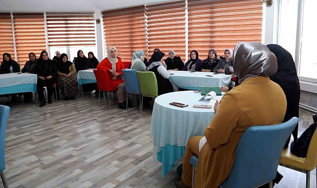 Van'da "ihlas ve samimiyet" konulu söyleşi düzenlendi