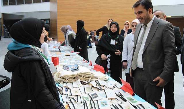 Van'daki sağlık çalışanlarından Gazze yararına hayır çarşısı